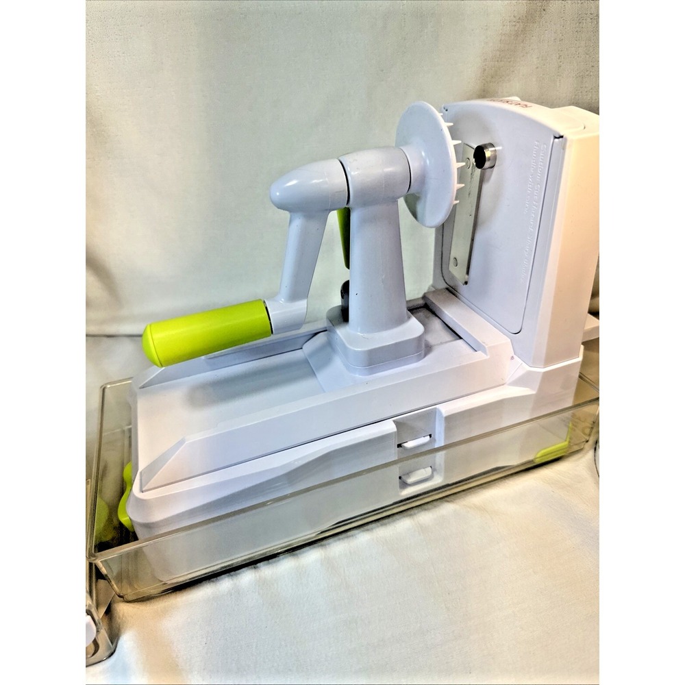 Brieftons 7-Blade Vegetable Spiralizer - BRAND NEW